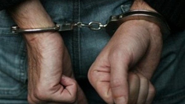 ضبط موظف أثناء تقاضيه رشوة من المواطنين بالقليوبية ضبط موظف أثناء تقاضيه رشوة من المواطنين بالقليوبية