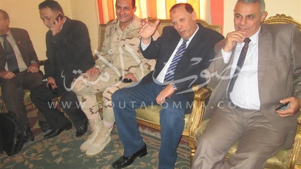 بالصور.. مستشار عسكري سابق: «البلد عاوزة إللى يحبها» بالصور.. مستشار عسكري سابق: «البلد عاوزة إللى يحبها»