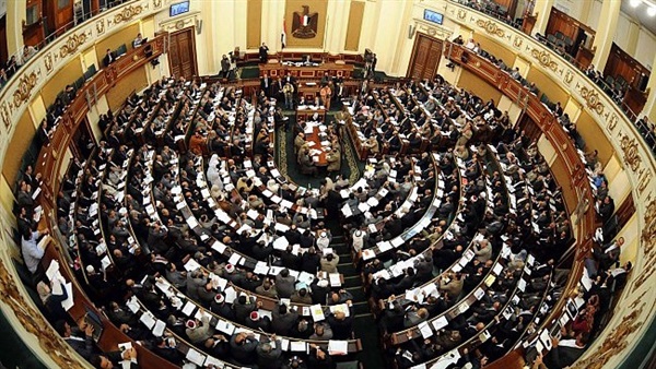 «المقترحات والشكاوي» توافق على القرار الخاص بالثروة المعدنية