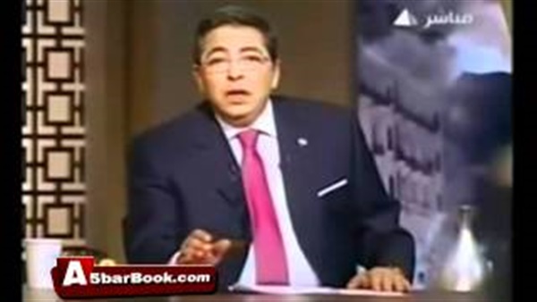 بالفيديو.. أبرز المتحولين قبل وبعد ثورة 25 يناير.. مرتضى منصور طالب بضرب الثوار بـ«الجزمة» وأيدهم بعدها.. الإخوان والسفليين كفروا المتظاهرين وادعوا الثورية.. والإعلام ينافق من يحكم
