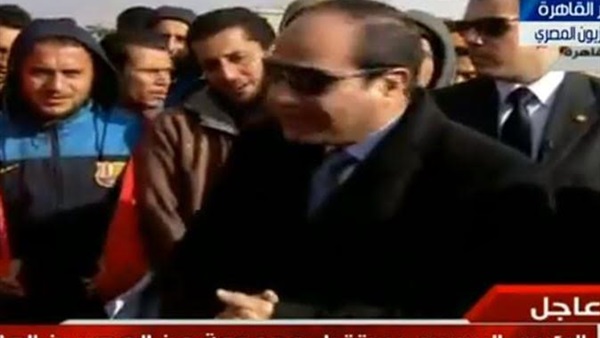 أهالى المنيا يستقبلون خبر استقبال السيسى لأبنائهم بـ«الزغاريد» أهالى المنيا يستقبلون خبر استقبال السيسى لأبنائهم بـ«الزغاريد»