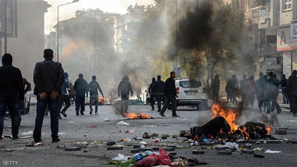 مقتل وإصابة 9 جنود أتراك في اشتباكات بـ«دياربكر» 