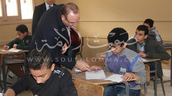 بالصور.. محافظ بني سويف يتفقد امتحانات الشهادة الإعدادية بالصور.. محافظ بني سويف يتفقد امتحانات الشهادة الإعدادية