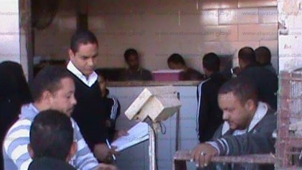 حملات بيئية لمكافحة إنفلونزا الطيور بالغردقة حملات بيئية لمكافحة إنفلونزا الطيور بالغردقة