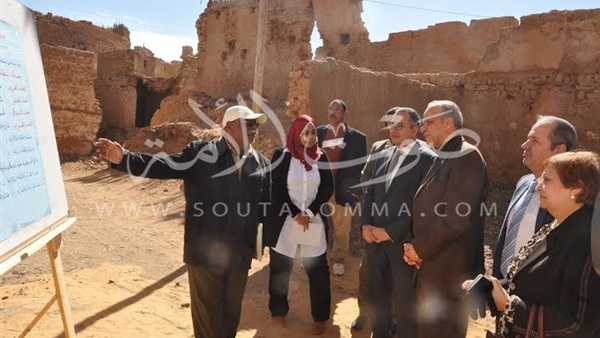 بالصور.. وزير الثقافة الصينى يزور آثار الأقصر بالصور.. وزير الثقافة الصينى يزور آثار الأقصر