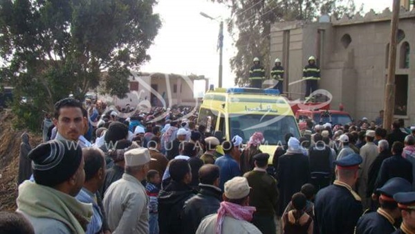 بالفيديو والصور.. جنازة شعبية مهيبة لشهيد العريش بالدقهلية بالفيديو والصور.. جنازة شعبية مهيبة لشهيد العريش بالدقهلية