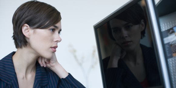 ما تقوليش انتى لوحدك.. دراسة تحدد معدلات عزوف الفتيات عن الزواج.. لبنان 85%