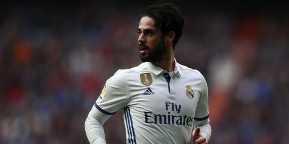 إنفوجراف.. أرقام إيسكو «النارية» مع ريال مدريد بعد تمديد تعاقده
