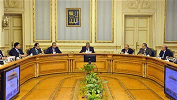 اليوم.. محلب يترأس اجتماع  الحكومة الأسبوعى لبحث الأوضاع الأمنية 
