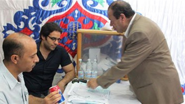 انتهاء التصويت والبدء فى فرز انتخابات "الموسيقيين"       
