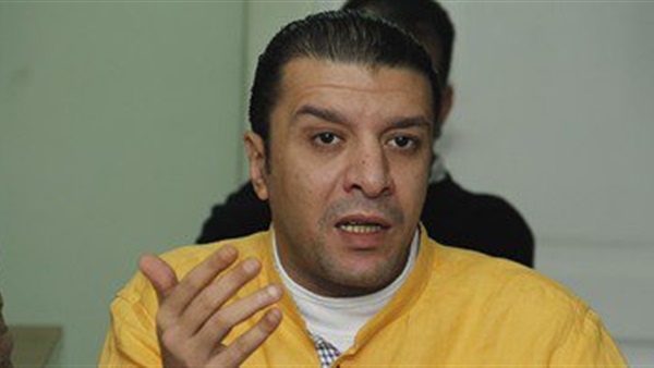 مصطفى كامل يتقدم على هانى شاكر بـ228 صوتا فى المحافظات    
