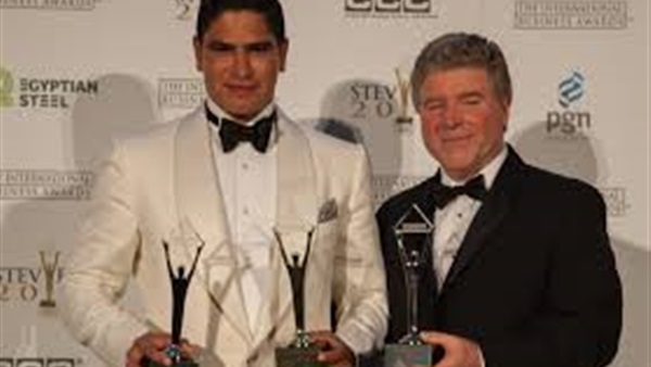 مؤسسة Stevies الامريكية تمنح أبوهشيمة الجائزة الذهبية كأفضل رجل أعمال   