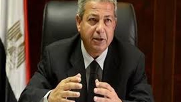 "عبد العزيز" : نسعى لتمكين الفتيات فى كافة انشطة الوزارة   
