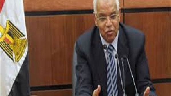 محافظ القاهرة : الأربعاء بداية أعمال تطوير ميادين مساجد آل البيت   