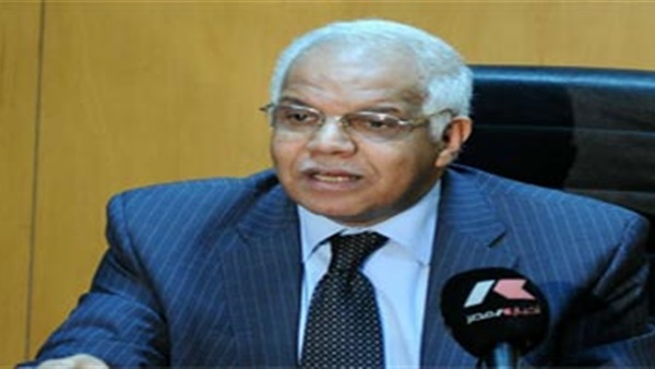 محافظ القاهرة يتفقد أعمال التطوير بميداني السيدة زينب والسيدة نفيسة   