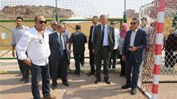 عبد العزيز يتفقد مراكز شباب "المطرية" و"أحمد عصمت" و"الجمالية"   