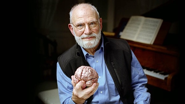وفاة طبيب الأعصاب أوليفر ساكس  عن عمر يناهز 82 عاماً 
