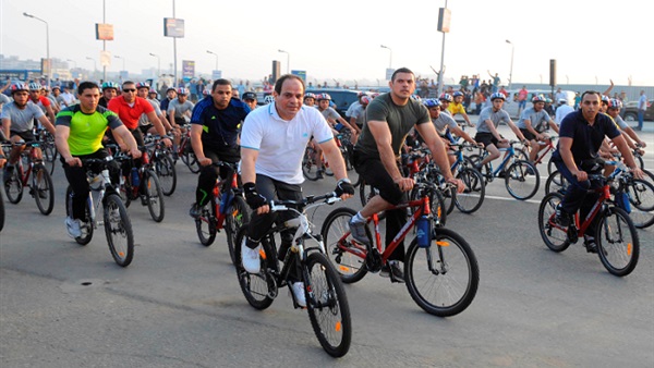 بالصور.. رؤساء يمارسون الرياضة  