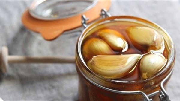 مشروب الثوم قبل النوم يفقدك 10 كيلو جرام شهريا  