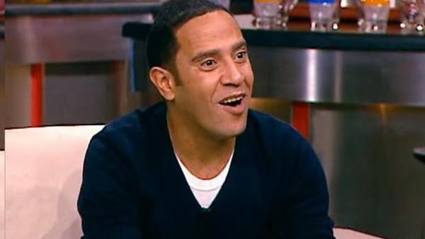 اشرف عبد الباقي يكشف تفاصيل مسرح مصر في "يحدث فى مصر"  