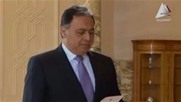وزير الصحة الجديد عميد كلية طب عين شمس سابقا  