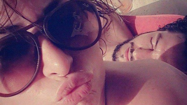 صورة ديما بياعة على الشاطىء تثير انتقادات محبيها  