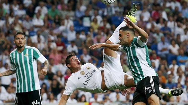 ريال مدريد يسحق بيتيس بخماسية نظيفة 
