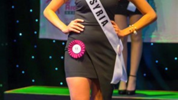 «ملكة جمال العرب» :مساعده  السوريين أهم اهتمامتي 