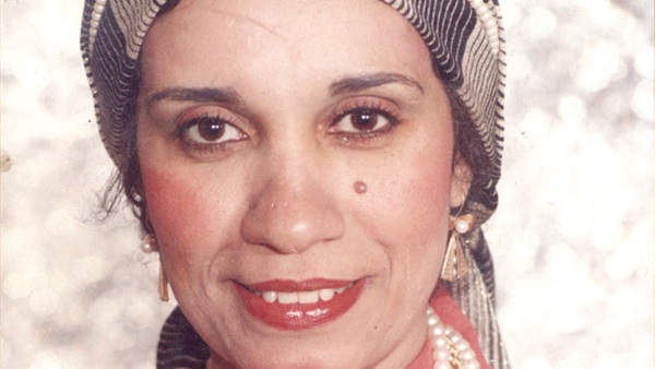 ابلاغ رئيسة الشبكة الثقافية بتكريمها قبل الاحتفالية بساعه   