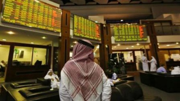 أسواق الأسهم الخليجية تتماسك وانقضاء توزيعات الأرباح يضغط على بورصة دبي  