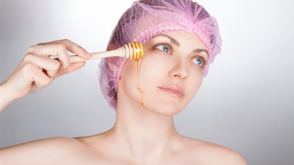 ٥ وصفات من العسل للعناية بجسم المرأة  