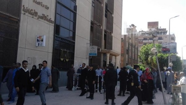 تكثيف أمنى بمجمع محاكم الأقصر أثناء تقديم المرشحين أوراقهم 