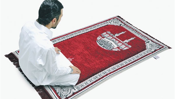سجادة صلاة ذكية تساعدك علي حساب عدد الركعات  