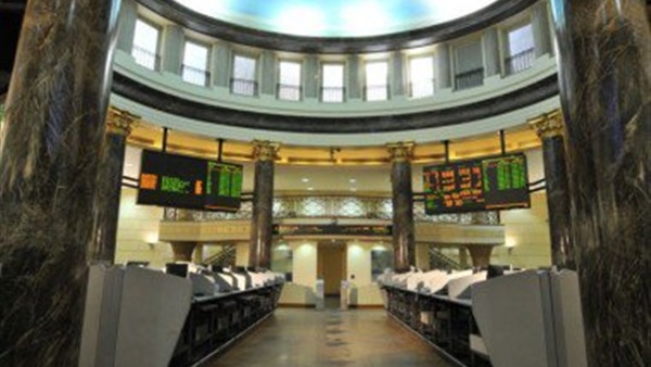 إرتفاع مؤشرات البورصة المصرية في منتصف تعاملات اليوم 