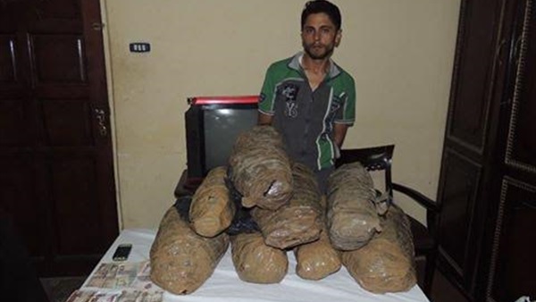  ضبط عاطل بحوزتة كمية من البانجو بدمياط  