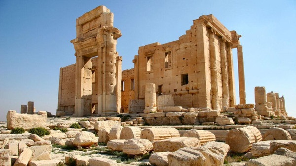داعش يدمر معبد "بل"  في "تدمر" السورية 
