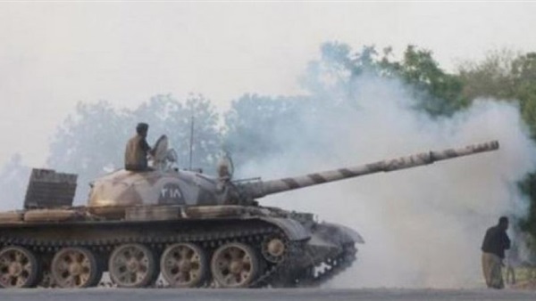 الحوثيين يعلنون مقتل 34 مدنياً  و"عسيري" ينفي 