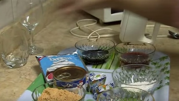 بالفيديو..أسرع الطرق كاسات تشيز كيك السريعة  