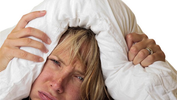 احذرى.. قلة النوم عدو صحتك وجمالك  