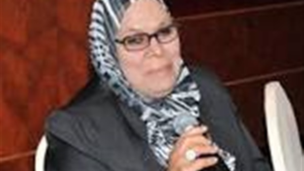 بالفيديو.. المرأة المصرية من 100 عام كانت أفضل من الآن  