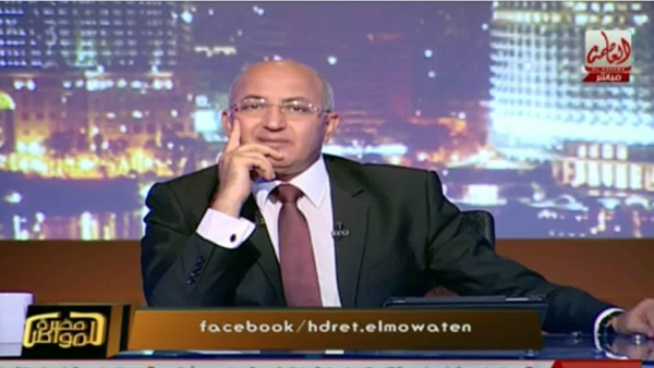 بالفيديو.. سيد علي يقع في خطأ فادح على الهواء  