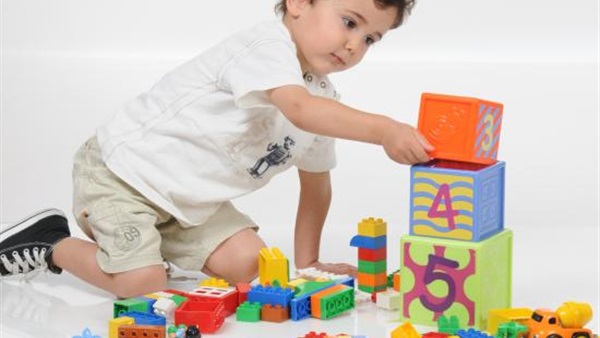 خصصي وقتا للعب طفلك يوميا أثناء الدراسة  