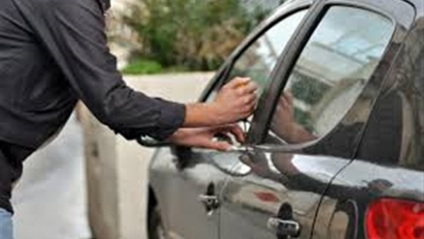 لص يستولي علي 2 مليون     و250ألف جنيه بالسلام   لتسديد ديونه بالبنوك