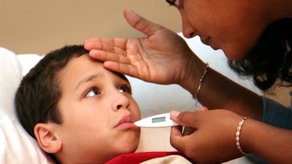 نصائح مهمة للتعامل مع طفلك المصاب بالنزلة المعوية  