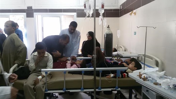 إصابة 7 أفراد من أسرة واحدة بتسمم بالجيزة  