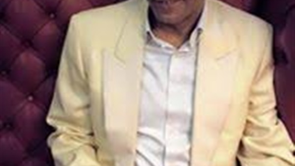 سليمان عيد يجسد دور شقيق أوباما في فيلم جديد  