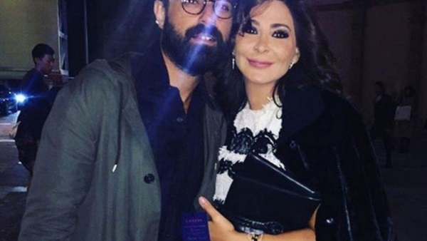  بالصور.. اليسا في عرض أزياء "lanvin "بباريس  