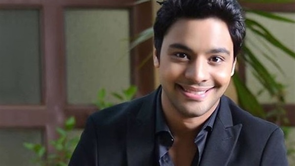 غدا.. أحمد جمال ضيف «مكملين وانتو مروحين»  