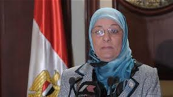 «عشري» في شرم الشيخ للمشاركة في ندوة المفاوضة الجماعية  