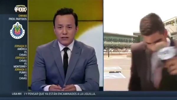 بالفيديو.. سيارة تدهس مراسلاً على الهواء مباشرة  